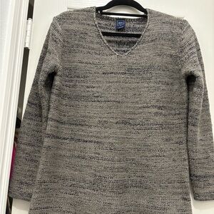 GAP Women's V-Neck Sweater in Heathered Gray Size XS